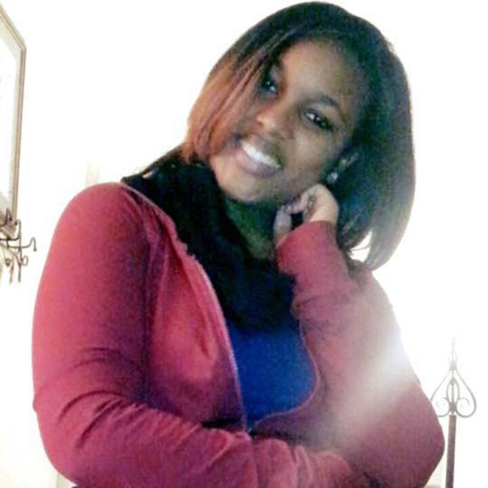 Meet your Posher, Janelle